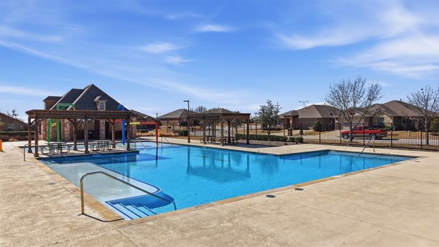 125 Meadow Crest Drive, Princeton, TX 75407