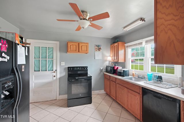 246 Randolph Street, Bristol, VA 24201