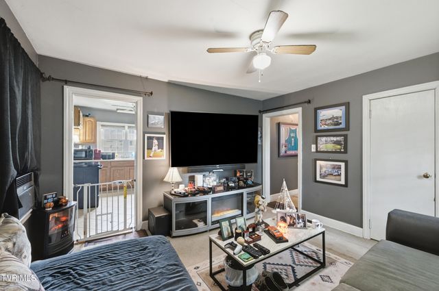 246 Randolph Street, Bristol, VA 24201