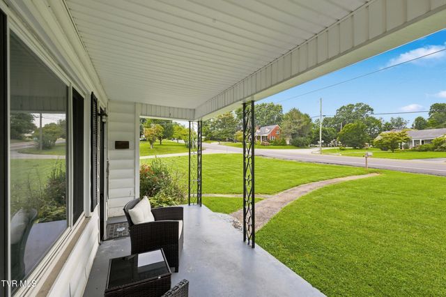 246 Randolph Street, Bristol, VA 24201