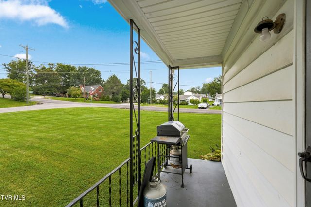 246 Randolph Street, Bristol, VA 24201