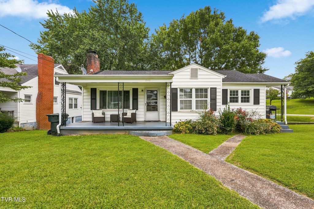 246 Randolph Street, Bristol, VA 24201