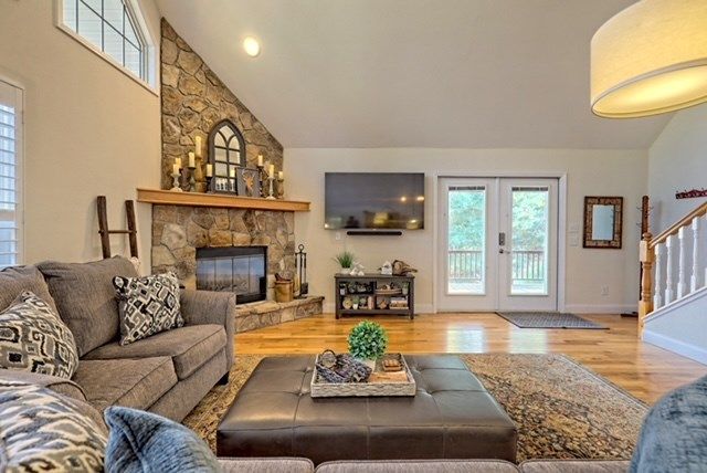 156 Brer Fox Ridge Road, Hiawassee, GA 30546