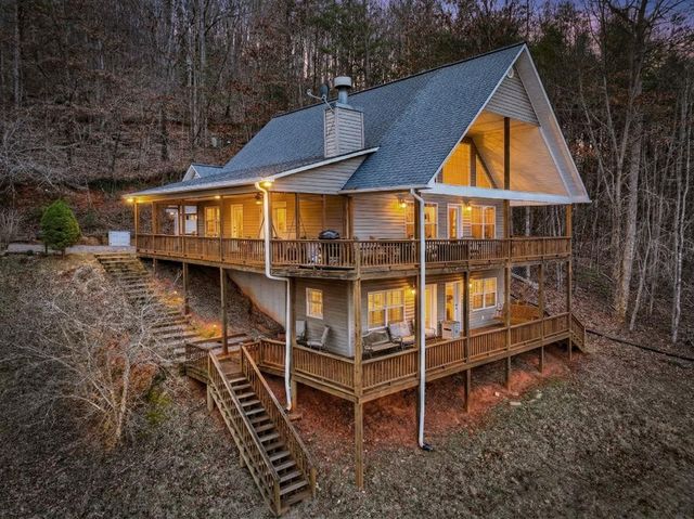 156 Brer Fox Ridge Road, Hiawassee, GA 30546