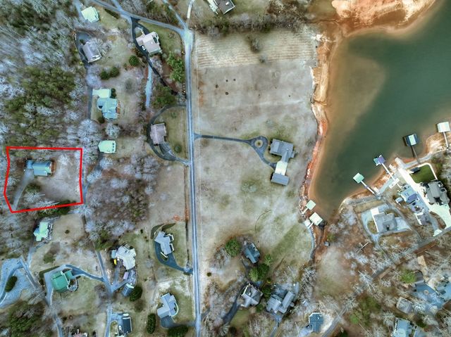 156 Brer Fox Ridge Road, Hiawassee, GA 30546