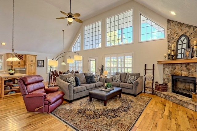 156 Brer Fox Ridge Road, Hiawassee, GA 30546