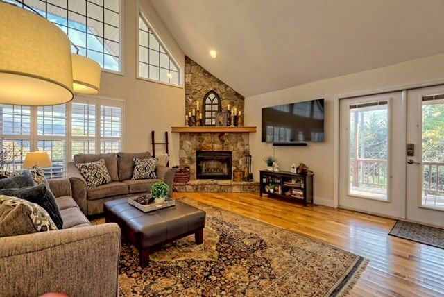 156 Brer Fox Ridge Road, Hiawassee, GA 30546