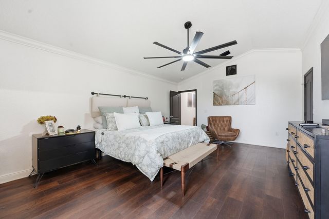 3221 Johns Place, Palm Springs, FL 33461