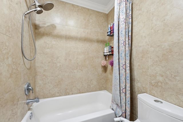 3221 Johns Place, Palm Springs, FL 33461