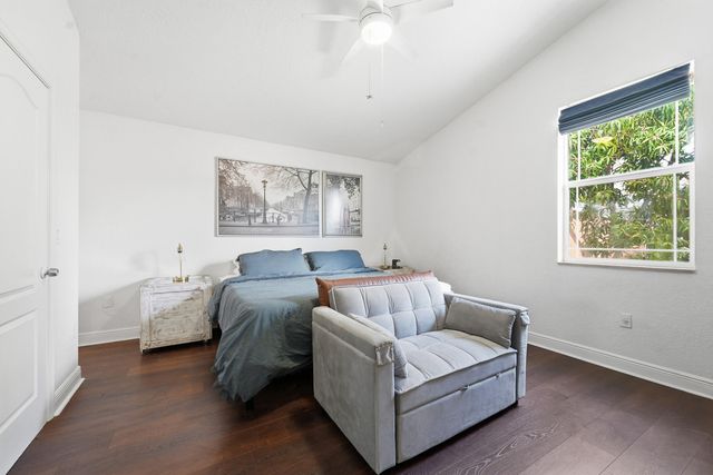 3221 Johns Place, Palm Springs, FL 33461