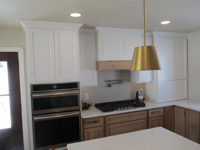 E10056 County C Road, North Freedom, WI 53951