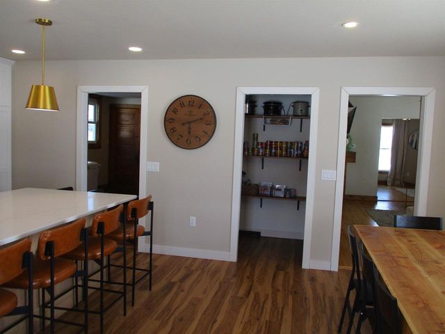 E10056 County C Road, North Freedom, WI 53951