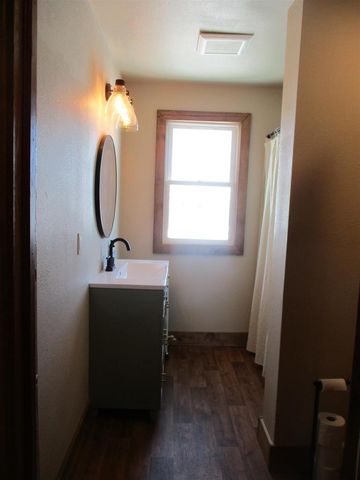 E10056 County C Road, North Freedom, WI 53951