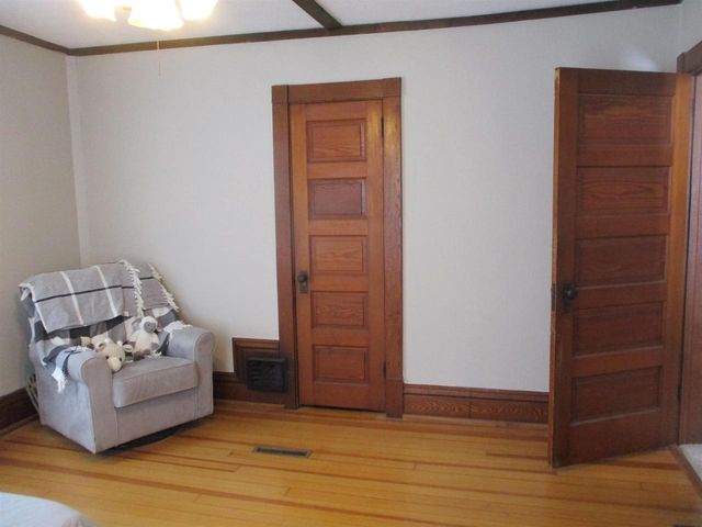 E10056 County C Road, North Freedom, WI 53951