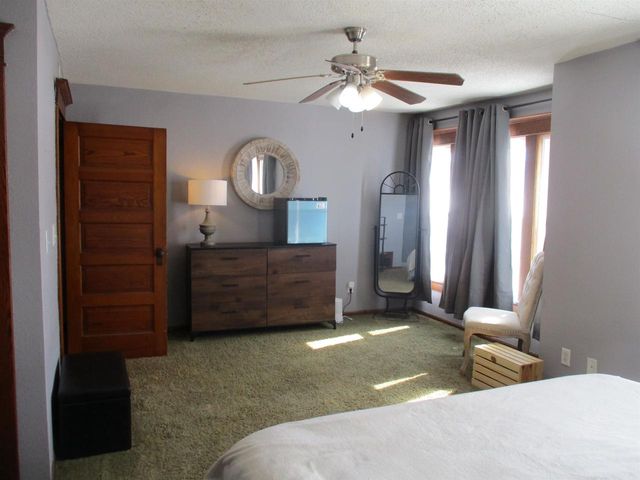 E10056 County C Road, North Freedom, WI 53951