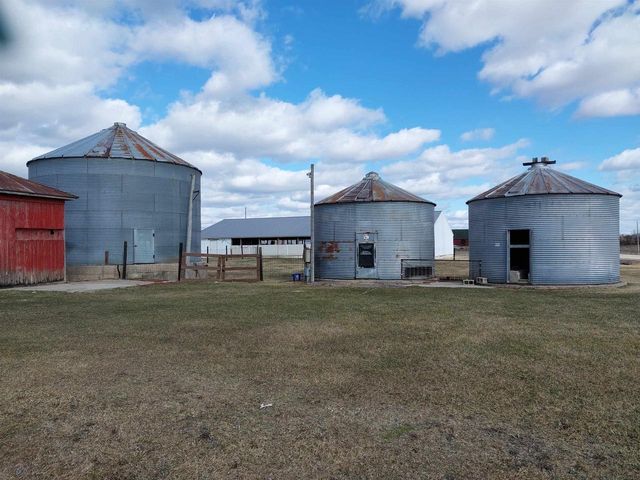 E10056 County C Road, North Freedom, WI 53951