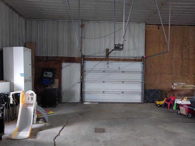 E10056 County C Road, North Freedom, WI 53951