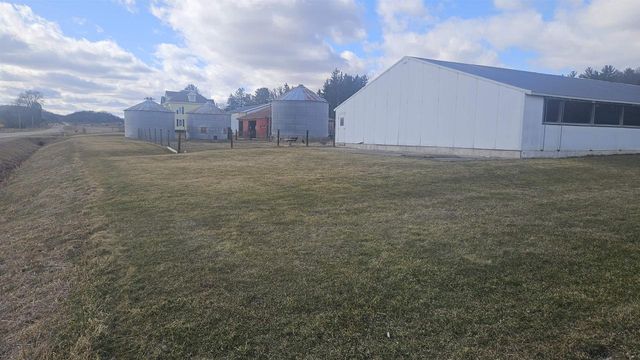 E10056 County C Road, North Freedom, WI 53951