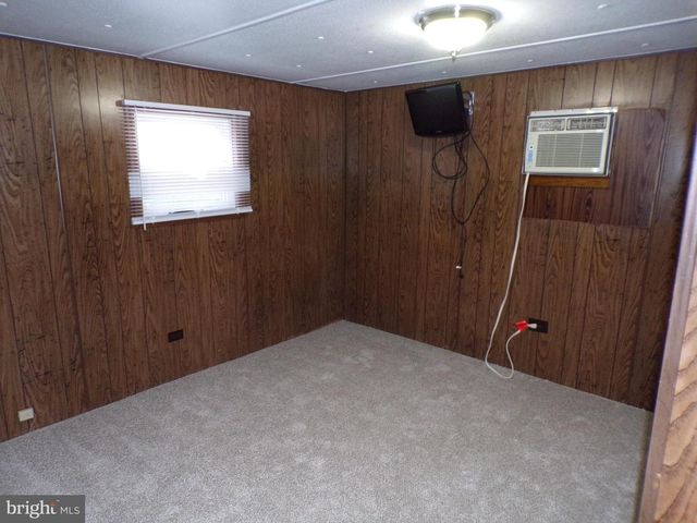 258 S VIEW RD, Fleetwood, PA 19522