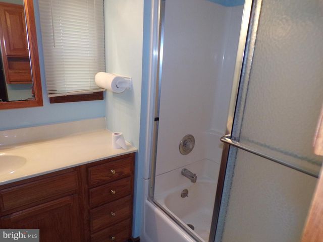 258 S VIEW RD, Fleetwood, PA 19522