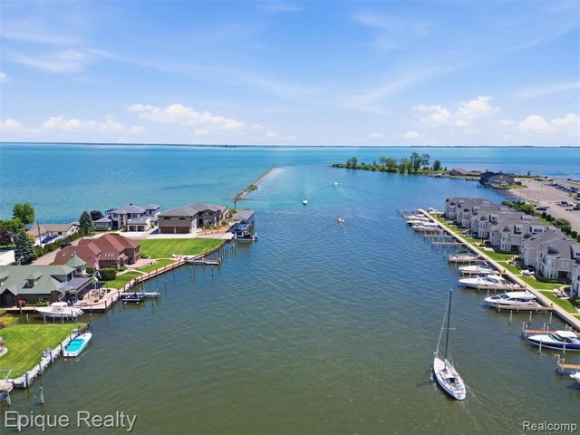 33126 N River Road, Harrison Twp, MI 48045