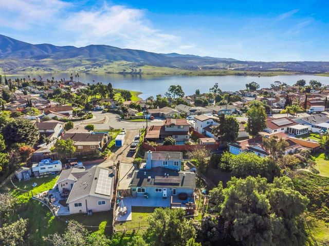 166 Lakeview Avenue, Spring Valley, CA 91977