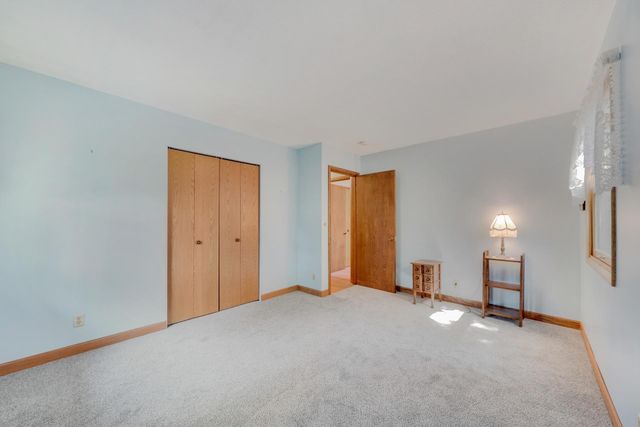 9325 31st Avenue N, New Hope, MN 55427