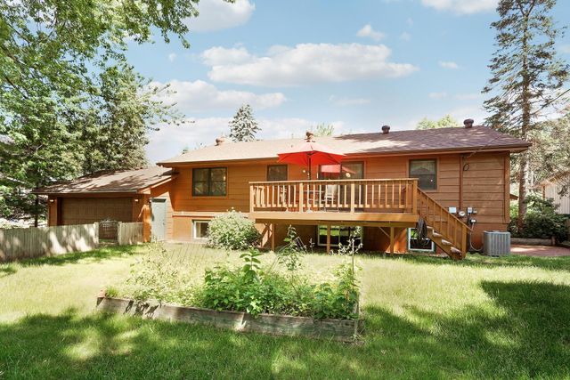 9325 31st Avenue N, New Hope, MN 55427