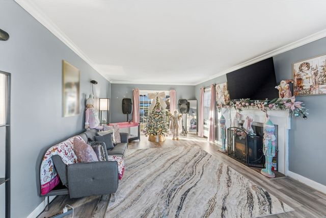 20 Newell Ave, Southbridge, MA 01550