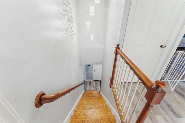 20 Newell Ave, Southbridge, MA 01550