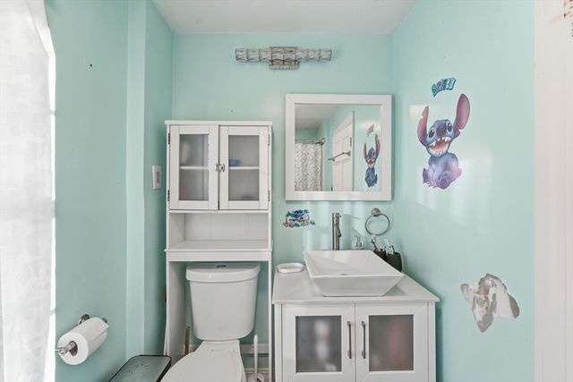 20 Newell Ave, Southbridge, MA 01550