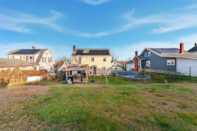 20 Newell Ave, Southbridge, MA 01550