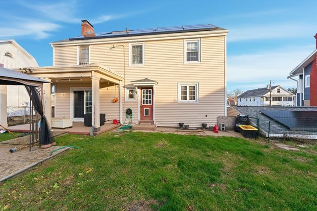 20 Newell Ave, Southbridge, MA 01550