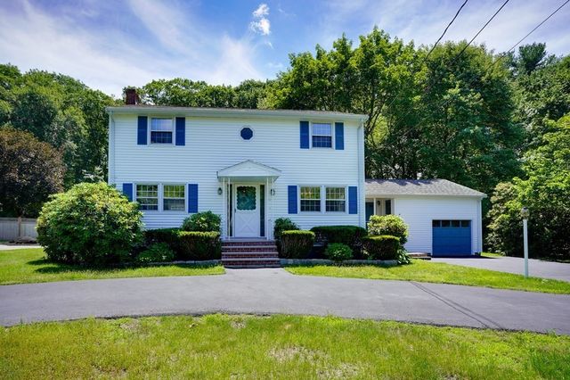16 Phillip Ave, Burlington, MA 01803