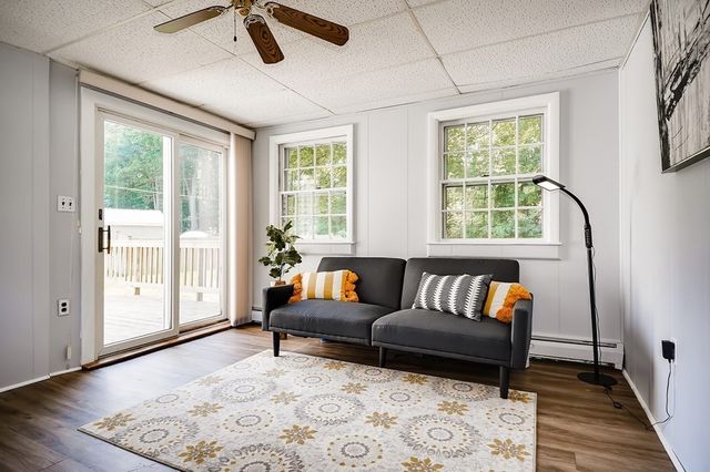 16 Phillip Ave, Burlington, MA 01803