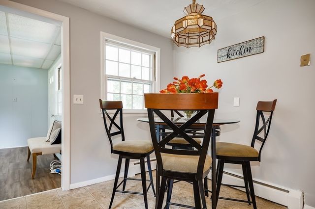 16 Phillip Ave, Burlington, MA 01803