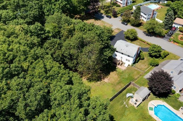 16 Phillip Ave, Burlington, MA 01803