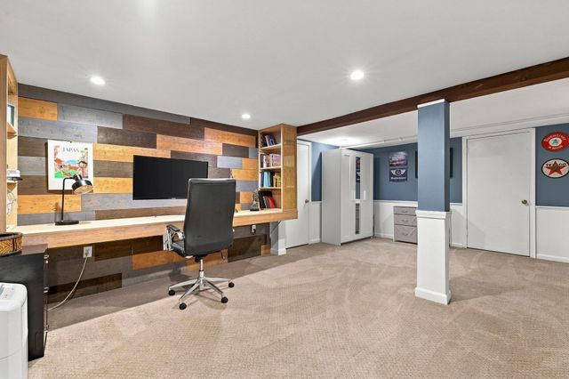 446 Pine St, Weymouth, MA 02190
