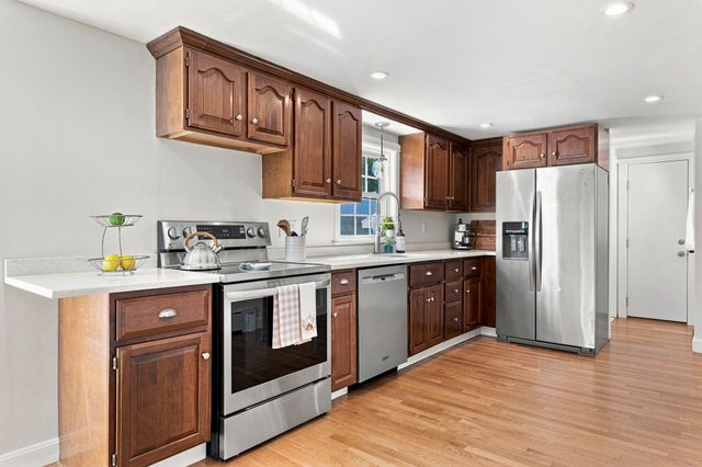 446 Pine St, Weymouth, MA 02190