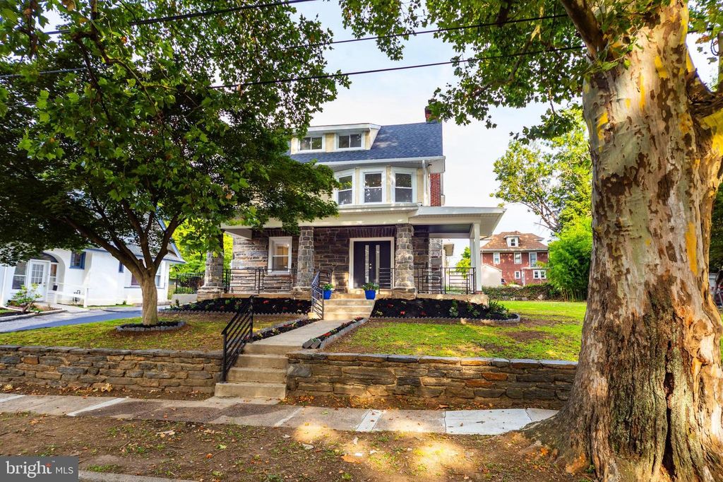 22 S LINDEN AVE, UPPER DARBY, PA 19082 — exterior