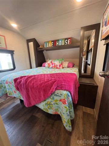 110 Sycamore Street, New London, NC 28127