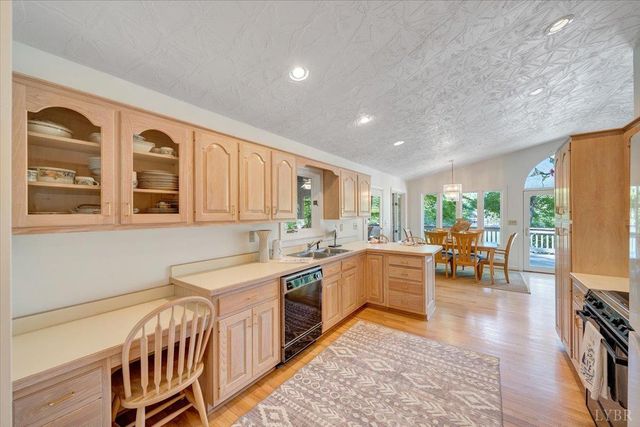 194 Kings Way, Wirtz, VA 24184