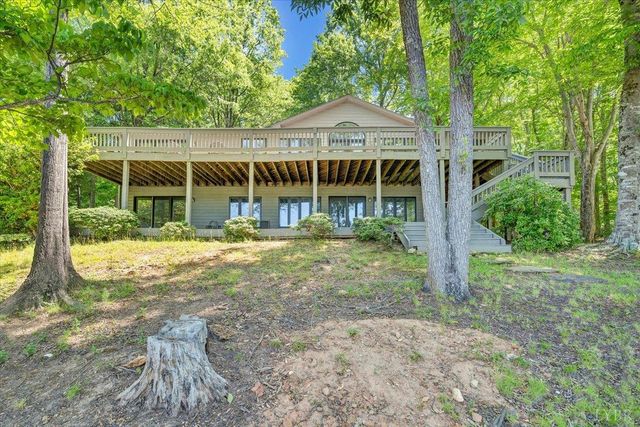 194 Kings Way, Wirtz, VA 24184