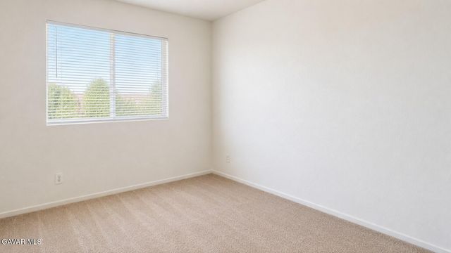 2324 E Newgrove Street, Lancaster, CA 93535