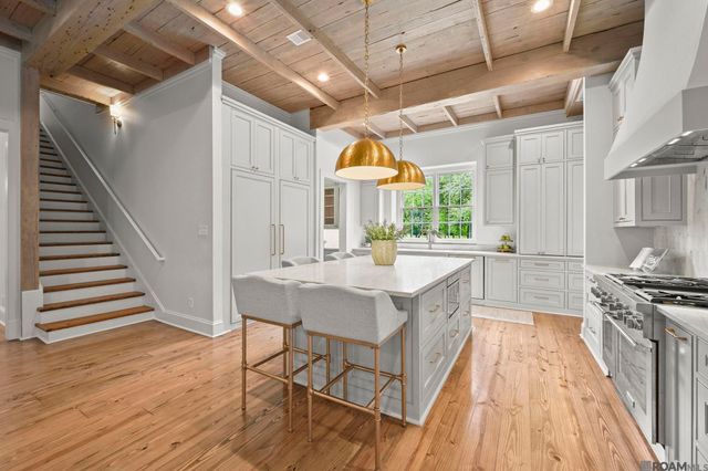 10820 Highland Rd, Baton Rouge, LA 70810