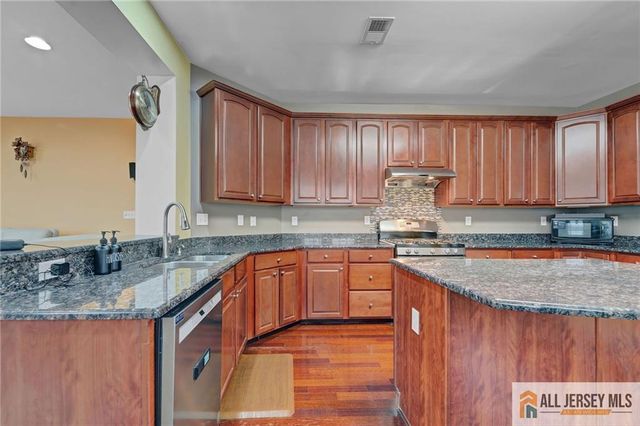 7 Colemantown Drive, Chesterfield, NJ 08515