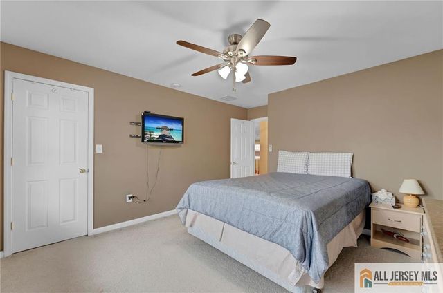 7 Colemantown Drive, Chesterfield, NJ 08515