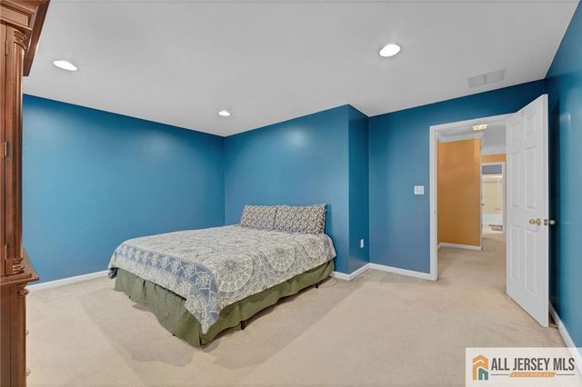 7 Colemantown Drive, Chesterfield, NJ 08515