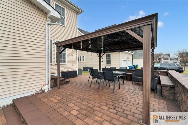 7 Colemantown Drive, Chesterfield, NJ 08515