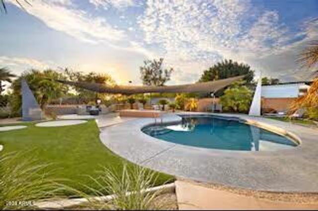 12614 N 68TH Street, Scottsdale, AZ 85254